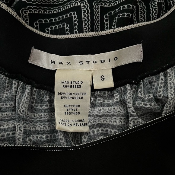 Max Studio Empire Waist Scoop Neck Dress - Picture 10 of 11